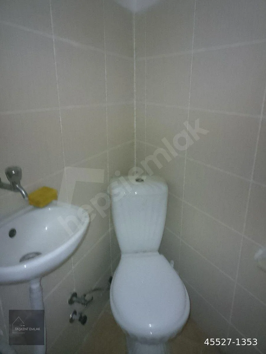 CENTRAL HOSPİTAL HASTANE YANI 20 m2 LAVABO WC VAR DEMİR KORUNAKLI KİRALIK İŞYERİ küçük görsel 12