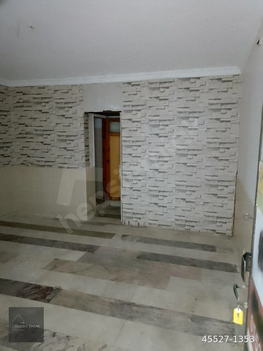 CENTRAL HOSPİTAL HASTANE YANI 20 m2 LAVABO WC VAR DEMİR KORUNAKLI KİRALIK İŞYERİ küçük görsel 15