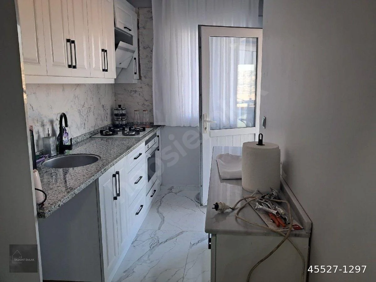 METAŞ OKULU YAKINI CADDE ÜSTÜ FULL YAPILI MANZARALI 2.KAT 2+1 DAİRE küçük görsel 2