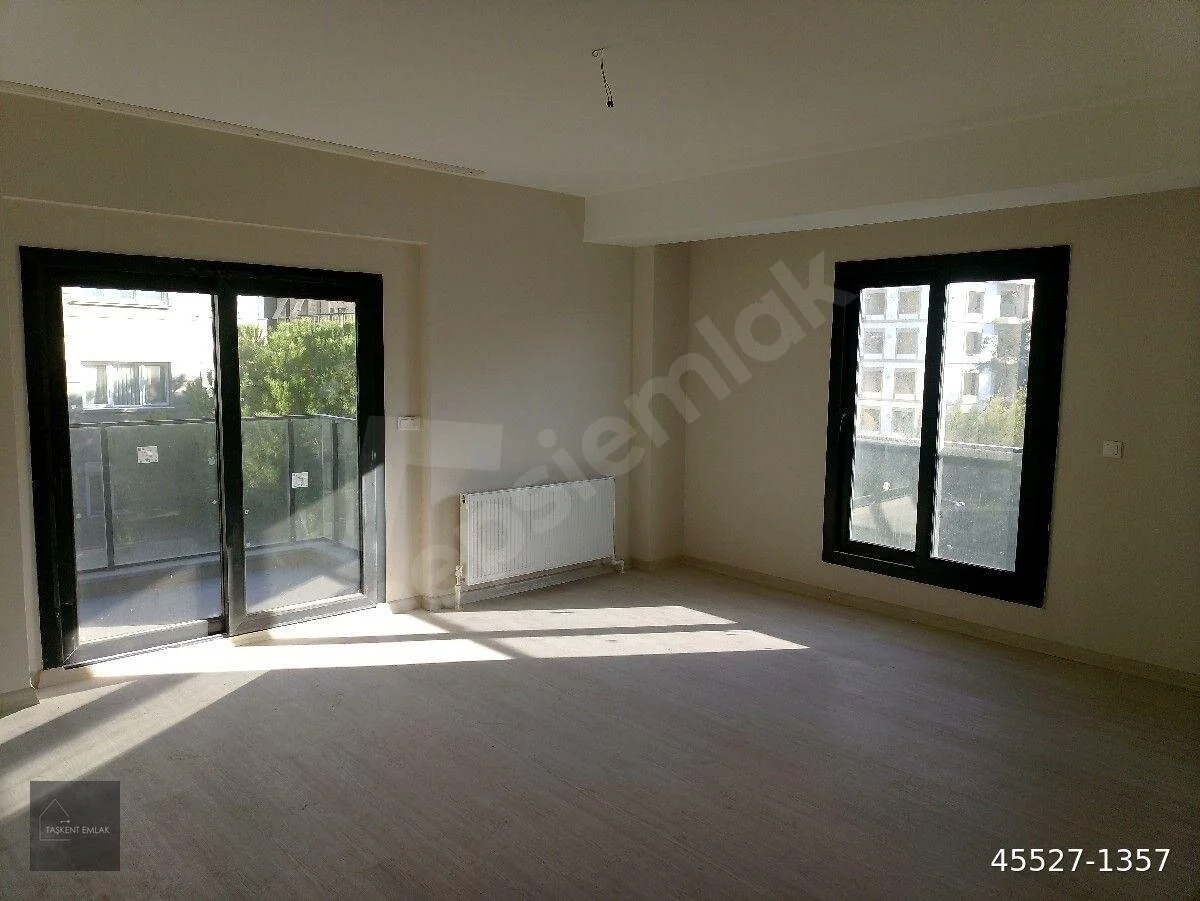 SIFIR KİRALIK DAİRE 3+1 OTOPARKLI BİNADA 3.KAT EBEVEYN BANYOLU MANAVKUYU TAŞKENT'TE küçük görsel 4