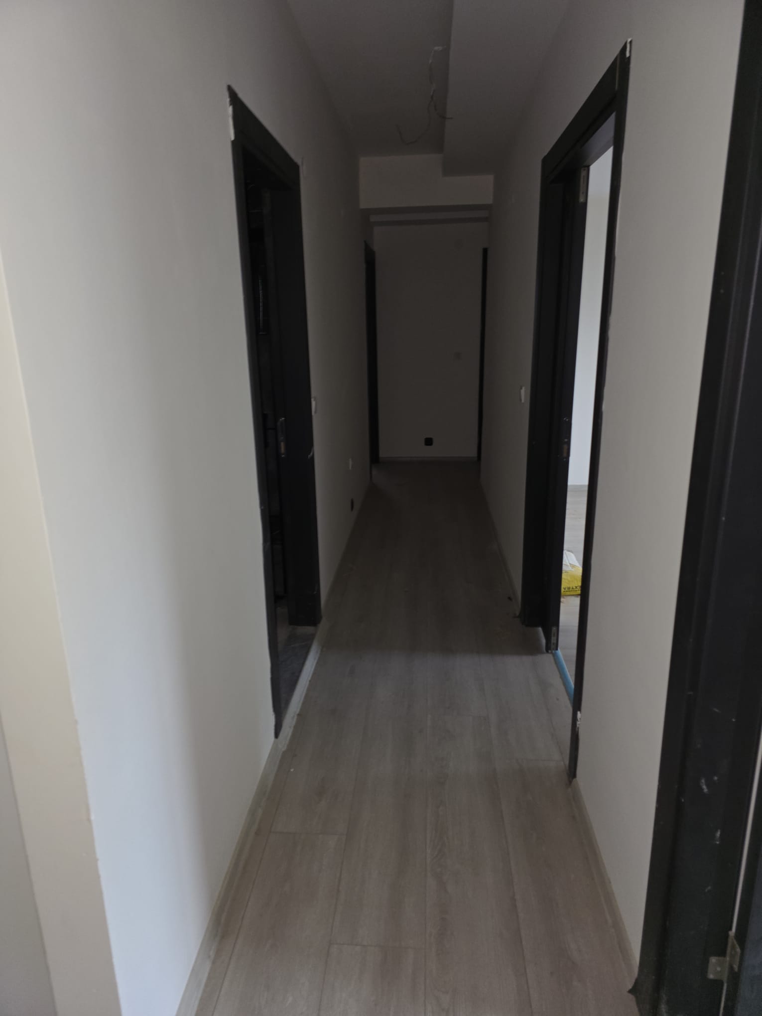 DOĞA VE KISMİ DENİZ MANZARALI SIFIR 3+1 YERDEN ISITMALI 2.KAT OTOPARKLI BİNA küçük görsel 17