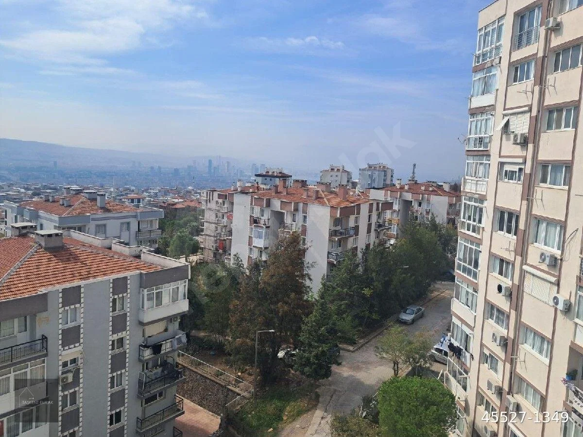 BORNOVA EVKA 4 MAH.MANZARALI KAPALI MUTFAK 2+1 SATILIK DAİRE