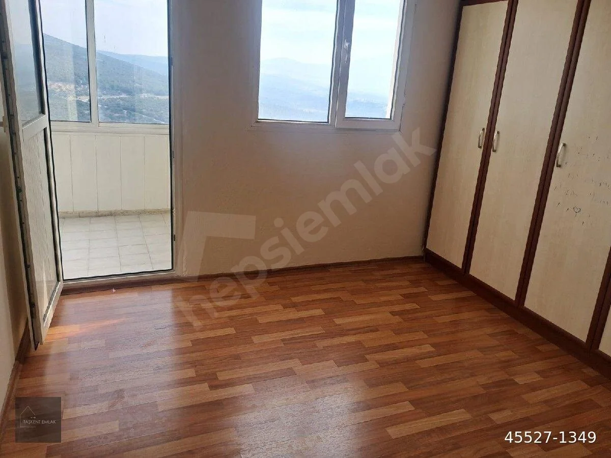 BORNOVA EVKA 4 MAH.MANZARALI KAPALI MUTFAK 2+1 SATILIK DAİRE küçük görsel 8
